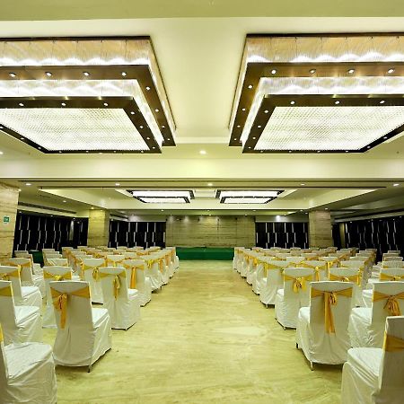 D R Utthama Nellore - Am Hotel Kollection 외부 사진