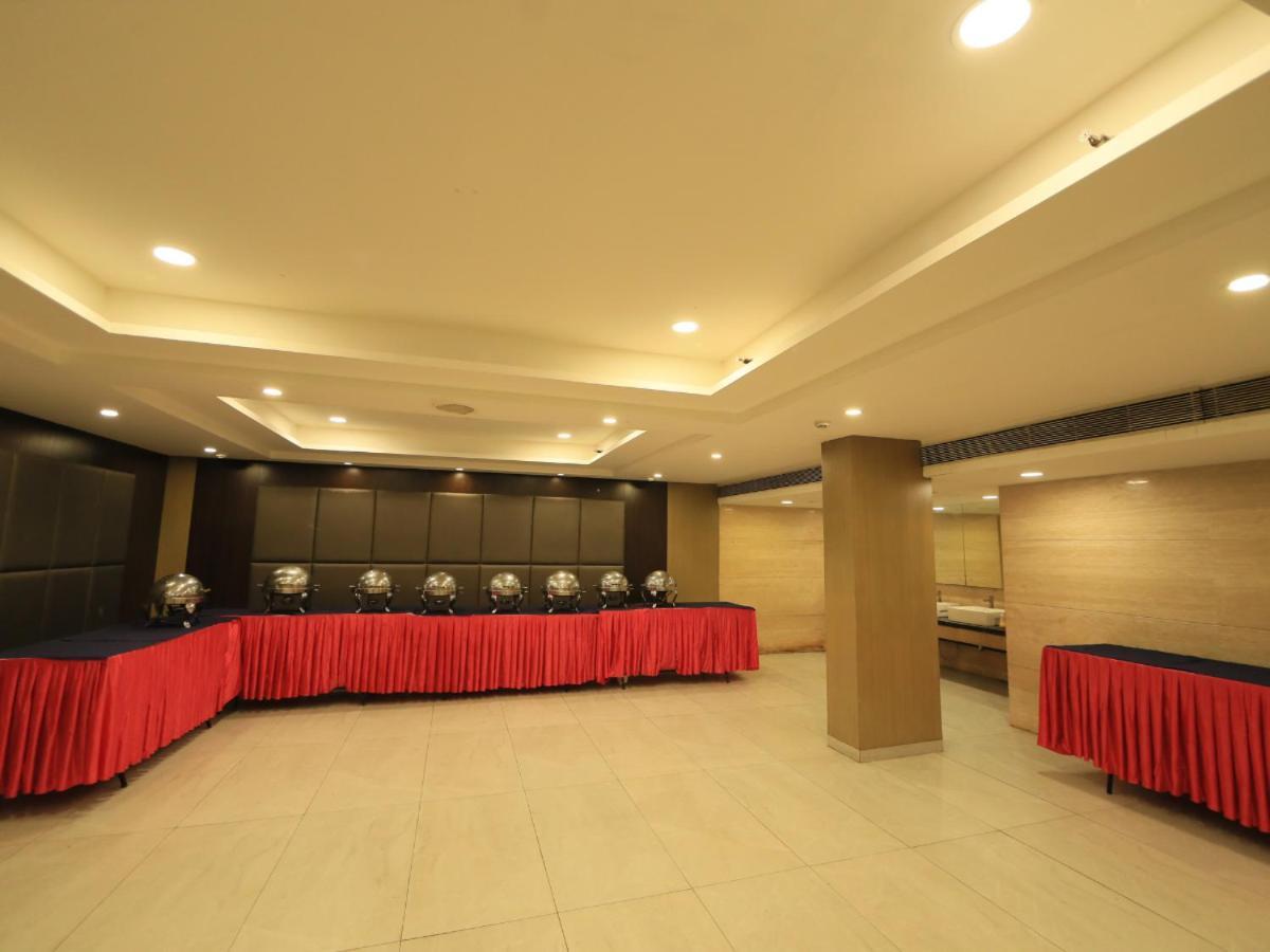 D R Utthama Nellore - Am Hotel Kollection 외부 사진