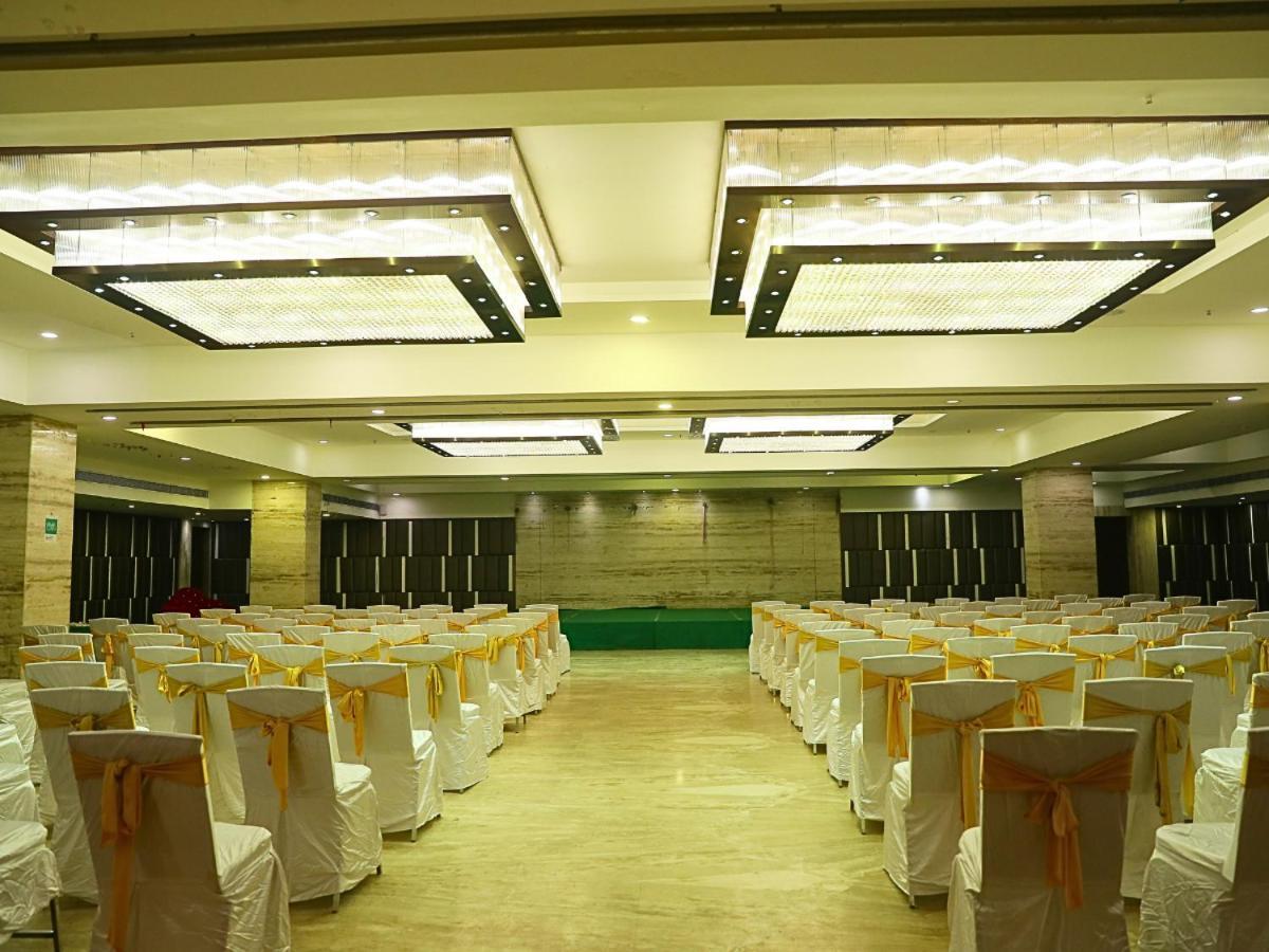 D R Utthama Nellore - Am Hotel Kollection 외부 사진